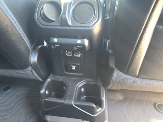 Used 2021 Jeep Gladiator Overland AWD/4WD image 6