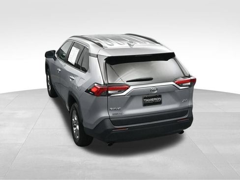 Used 2024 Toyota RAV4 XLE FWD image 33