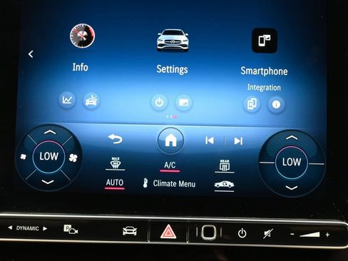 Used 2024 Mercedes-Benz C 300 Sedan image 12