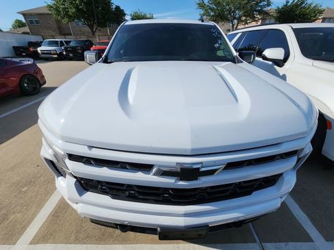Used 2025 Chevrolet Silverado 1500 RST AWD/4WD image 2