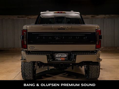 Used 2026 Ford F250 Platinum w/ Platinum Plus Package AWD/4WD image 8