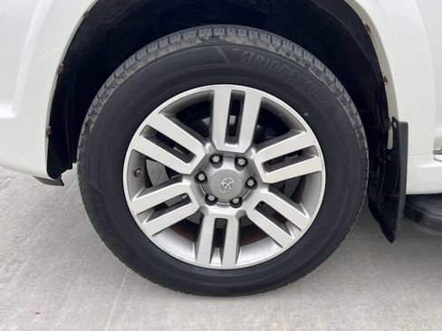 Used 2013 Toyota 4Runner Limited image 30