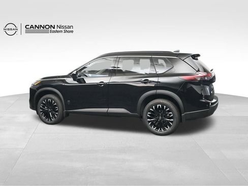 New 2026 Nissan Rogue SV FWD image 3