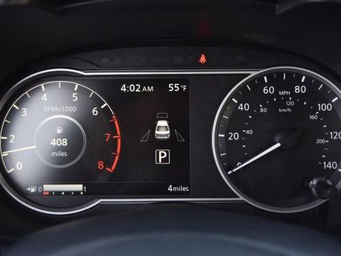 New 2025 Nissan Versa SR image 11