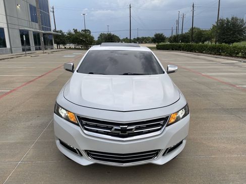 Used 2016 Chevrolet Impala LTZ w/ Enhanced Convenience Package FWD image 5