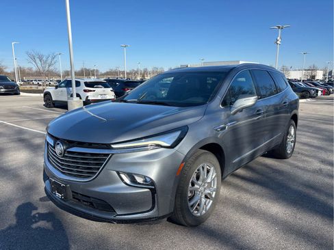 Used 2023 Buick Enclave Essence w/ Experience Buick Package image 2