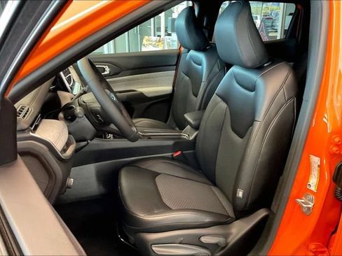 New 2026 Jeep Compass Latitude AWD/4WD image 8