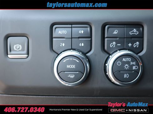 Used 2024 GMC Sierra 2500 Denali w/ Denali Reserve Package AWD/4WD image 36