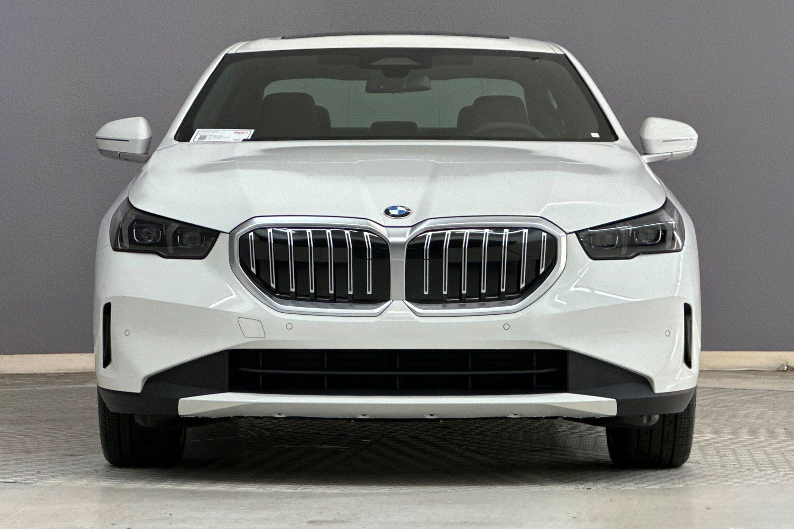 Used 2026 BMW 530i RWD image 5