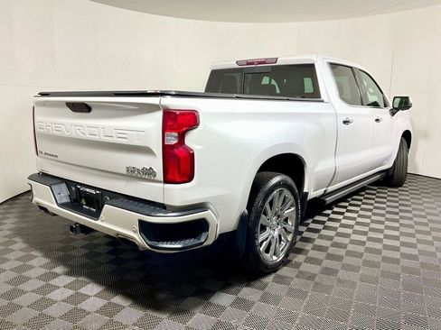 Used 2019 Chevrolet Silverado 1500 High Country w/ High Country Premium Package image 16