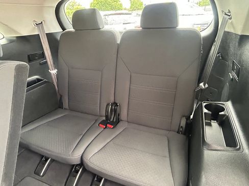 Used 2019 Kia Sorento AWD V6 image 30