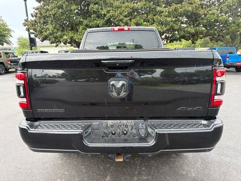 Used 2024 RAM 2500 Big Horn w/ Night Edition AWD/4WD image 5