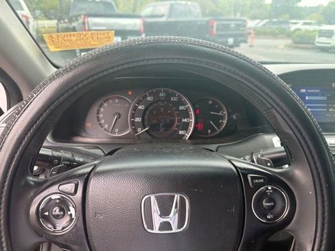 Used 2015 Honda Accord Sport image 3