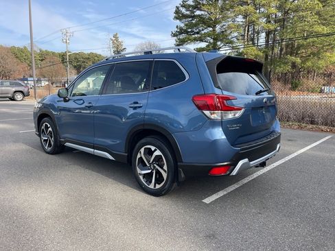 Used 2023 Subaru Forester Touring image 7