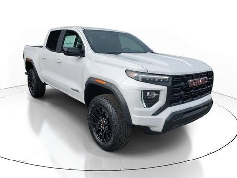 New 2026 GMC Canyon Elevation image 2