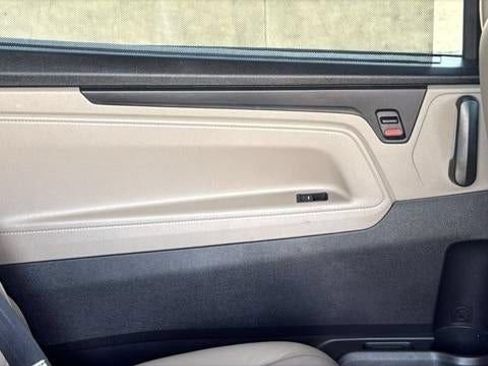 Used 2018 Honda Odyssey EX-L image 32