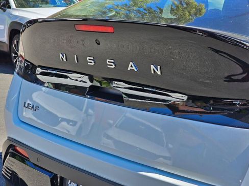 Used 2026 Nissan Leaf SV+ w/ Floor Mat Package (SV+) FWD image 15