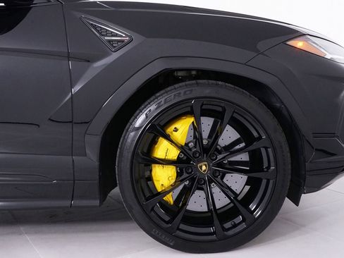 Used 2023 Lamborghini Urus S AWD/4WD image 16
