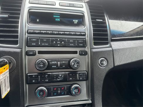 Used 2011 Ford Taurus Limited w/ 301A Rapid Spec Order Code image 25