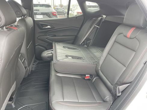 New 2026 Chevrolet Trax RS w/ Sunroof Package FWD image 22