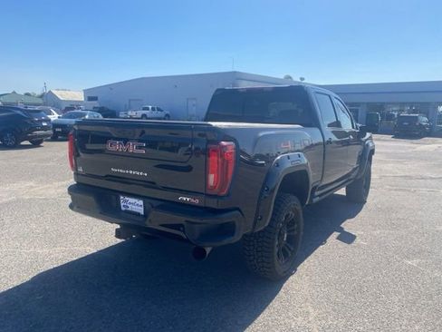 Used 2022 GMC Sierra 2500 AT4 w/ AT4 Preferred Package AWD/4WD image 6