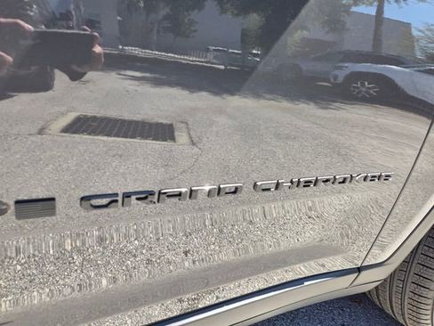 New 2026 Jeep Grand Cherokee Limited w/ Limited Altitude Package image 29