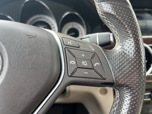 Used 2015 Mercedes-Benz GLK 250 BlueTEC 4MATIC image 20