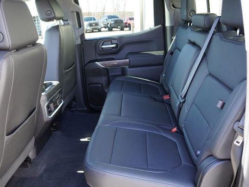 Used 2020 Chevrolet Silverado 1500 LTZ w/ LTZ Convenience Package image 18