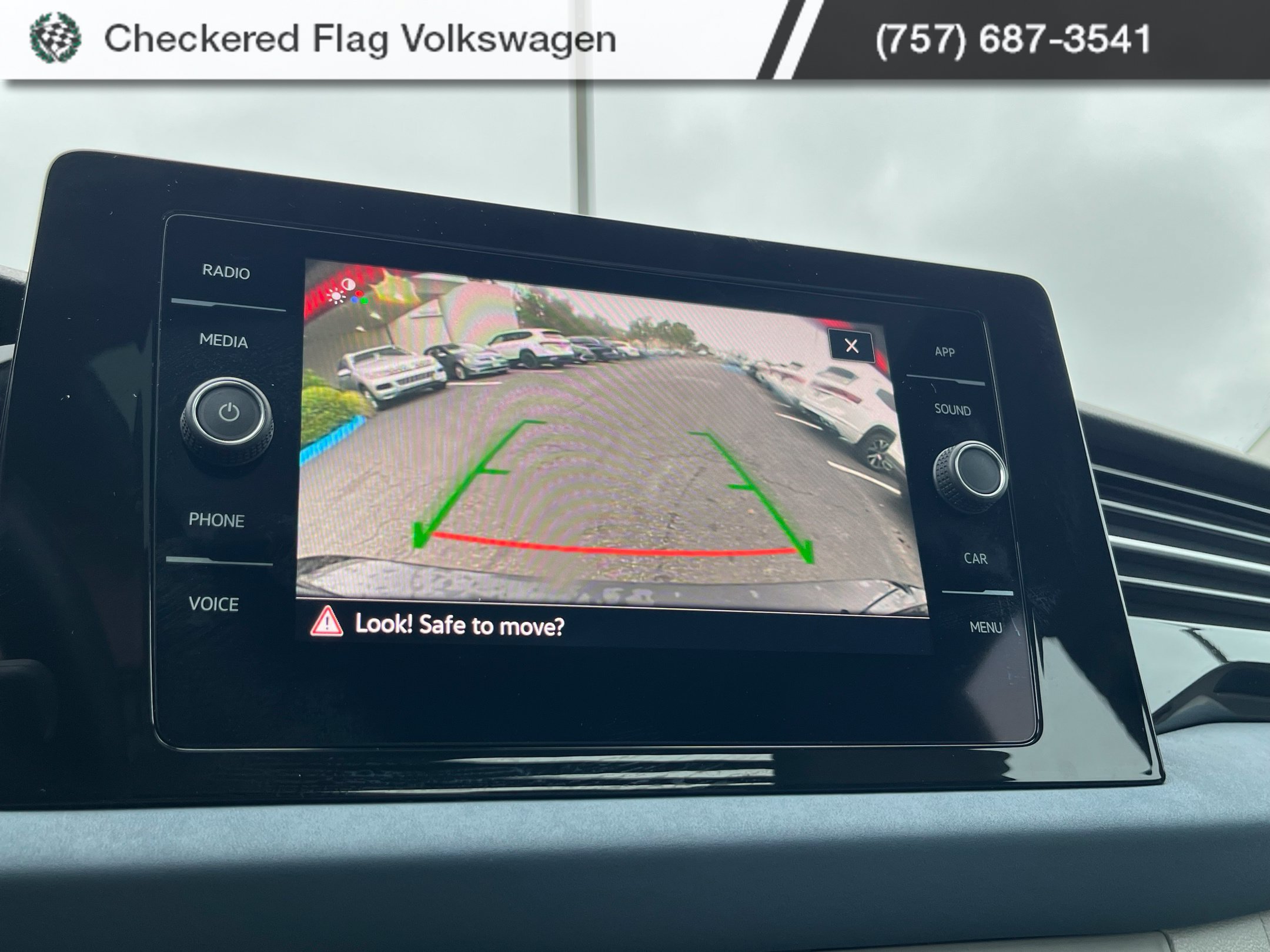Used 2026 Volkswagen Jetta SE FWD image 39