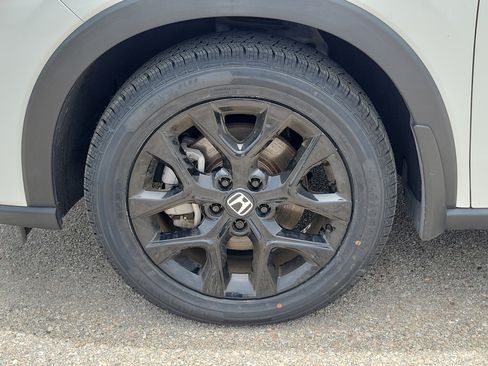 Certified 2024 Honda HR-V Sport image 7