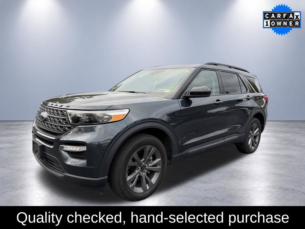 Certified 2023 Ford Explorer XLT w/ Equipment Group 202A AWD/4WD image 3