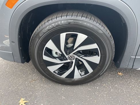 New 2026 Volkswagen Tiguan S image 7