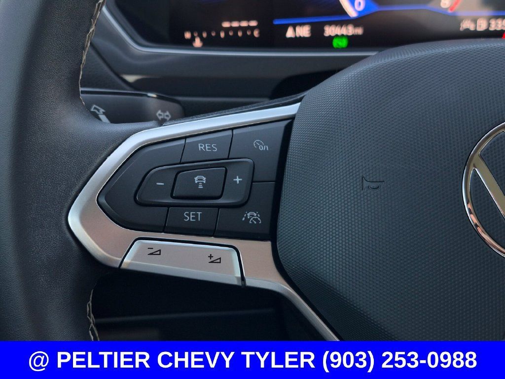 Used 2023 Volkswagen Tiguan SE w/ Panoramic Sunroof Package FWD image 22