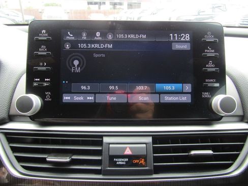 Used 2021 Honda Accord Sport image 16