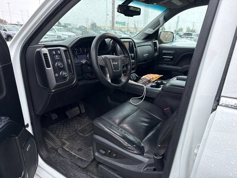 Used 2014 GMC Sierra 1500 SLT w/ All-Terrain Package AWD/4WD image 10