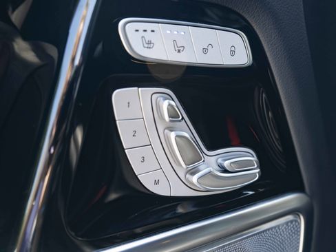 Used 2024 Mercedes-Benz G 63 AMG 4MATIC w/ Manufactur Interior Package image 43