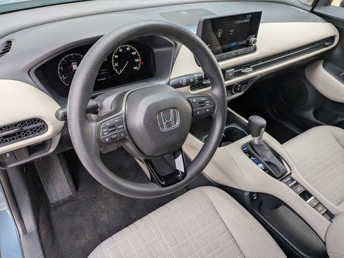Used 2025 Honda HR-V LX image 13