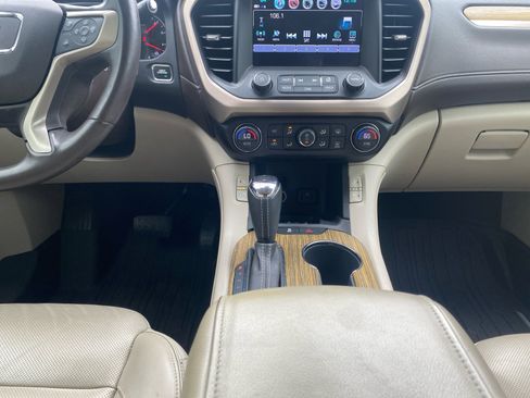 Used 2019 GMC Acadia Denali w/ Technology Package image 22