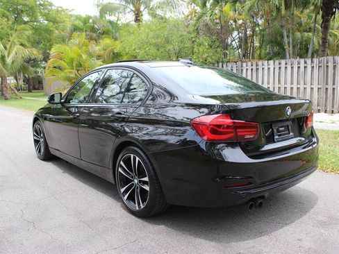 Used 2018 BMW 330i Sedan w/ Convenience Package RWD image 4