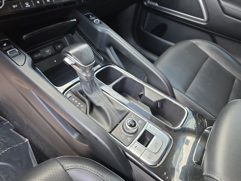 Used 2022 Kia Telluride S AWD/4WD image 22