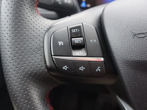 Used 2025 Ford Escape ST-Line w/ Equipment Group 301A FWD image 16