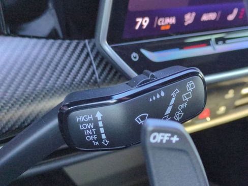 Used 2025 Volkswagen Golf R Black Edition image 23