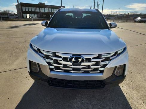 Used 2022 Hyundai Santa Cruz SEL Premium AWD/4WD image 2