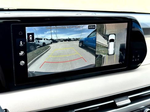 Used 2024 Hyundai Palisade Calligraphy FWD image 18
