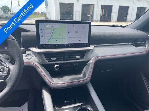 Certified 2025 Ford Explorer ST-Line w/ ST-Line Street Pack AWD/4WD image 18