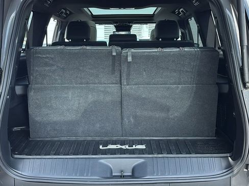 Used 2024 Lexus GX 550 w/ Accessory Package (2T) image 32