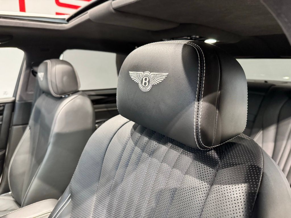 Used 2018 Bentley Flying Spur V8 AWD/4WD image 13