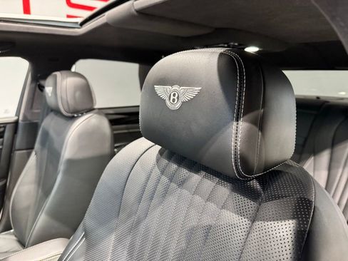 Used 2018 Bentley Flying Spur V8 AWD/4WD image 13