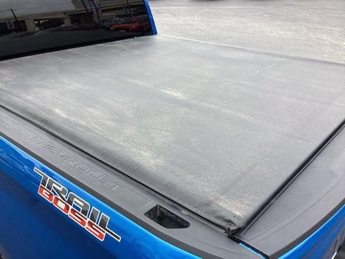 Used 2024 Chevrolet Silverado 1500 Custom Trail Boss w/ LPO, Dark Essentials Package image 30