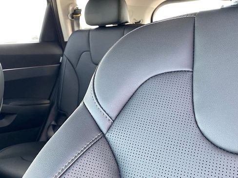 New 2026 Kia Sorento EX FWD image 12